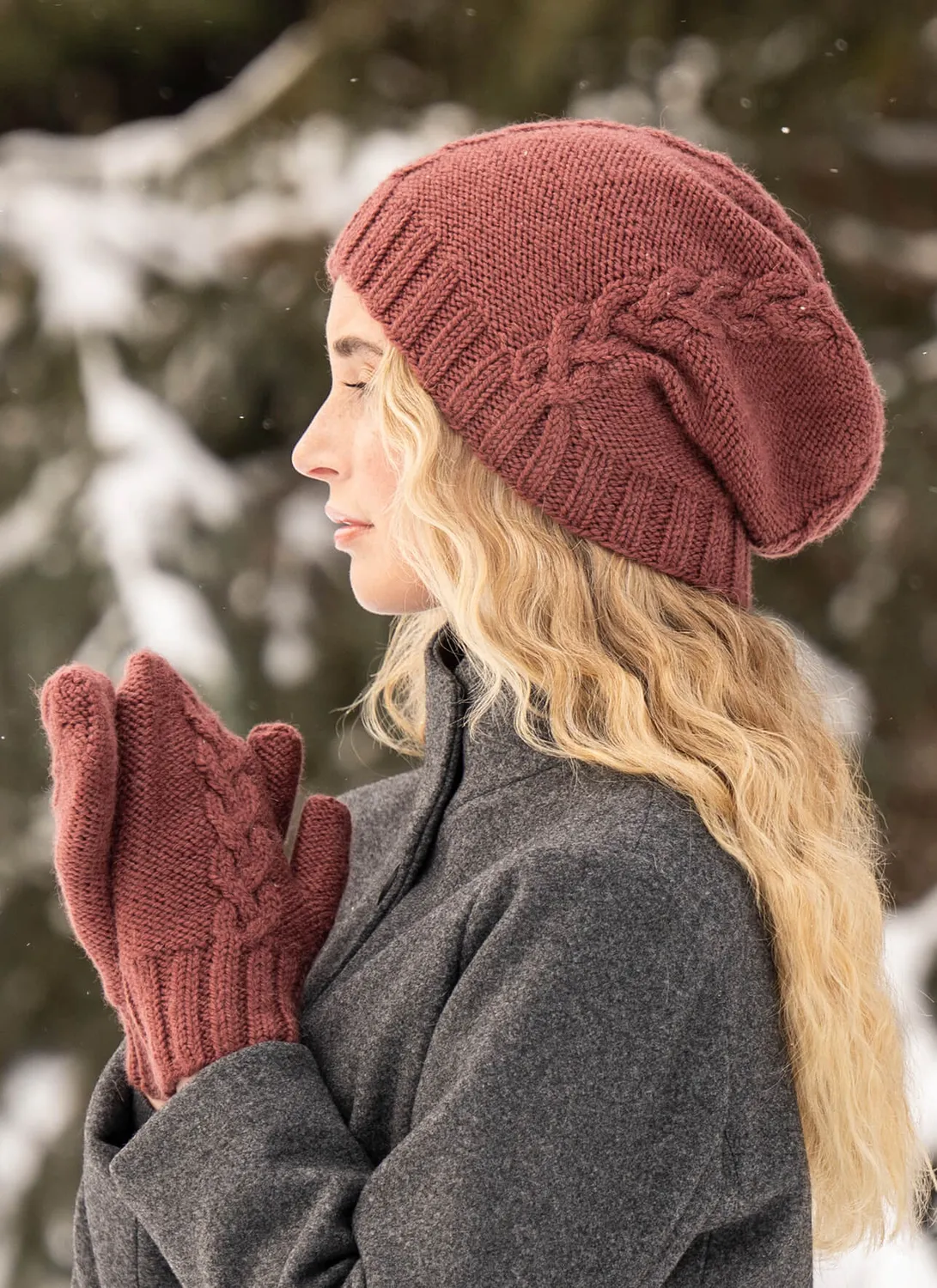 Blue Sky Fibers Classic Rosewood Hat Mitts Set Strickanleitung PDF