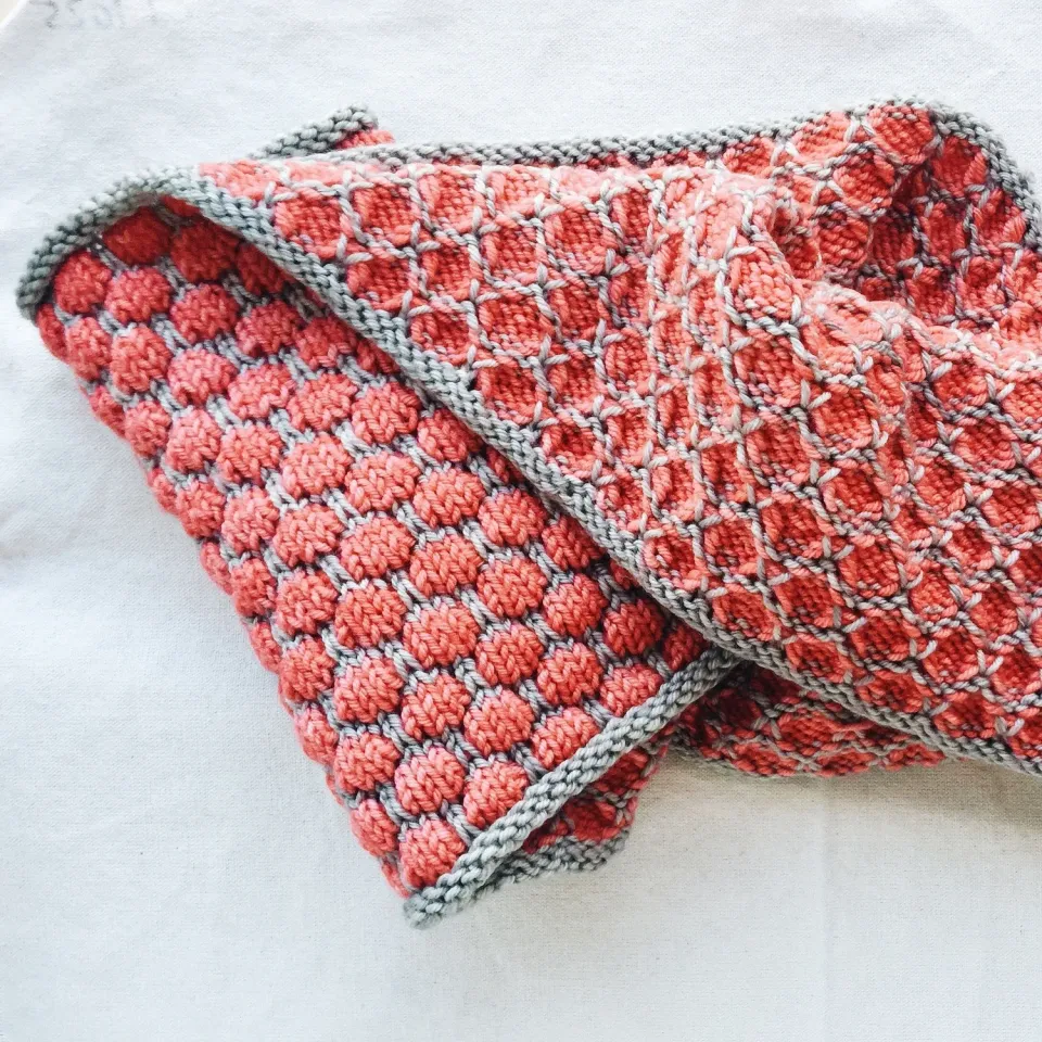 Madelinetosh Bubble Wrap Cowl Anleitung PDF Loop