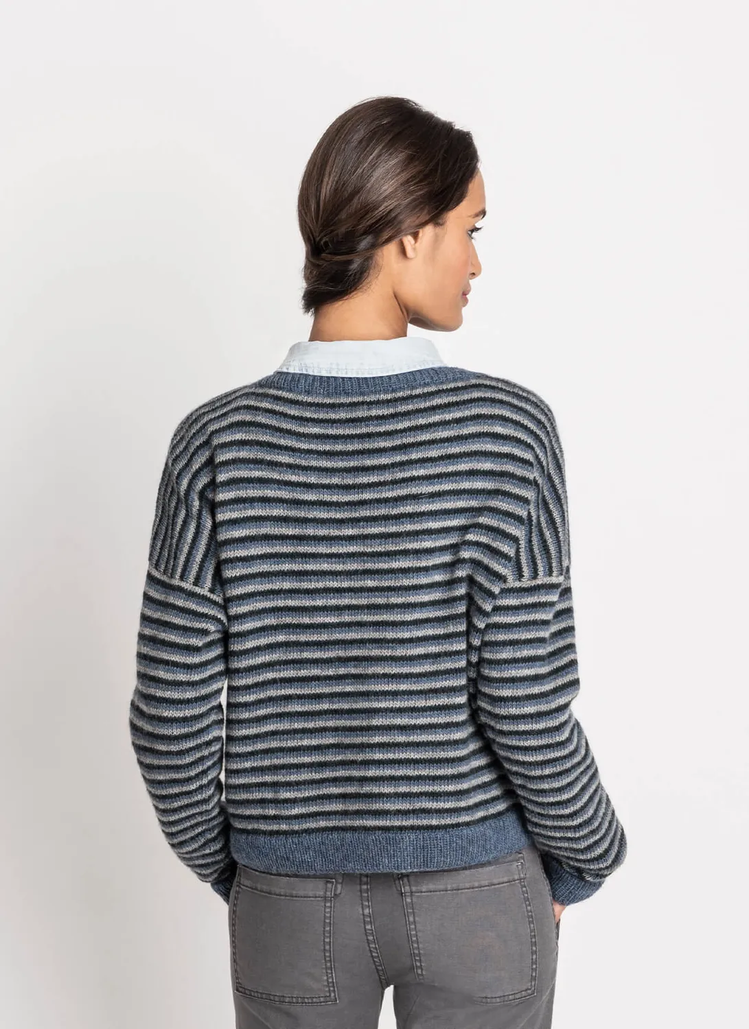 Blue Sky Fibers Harrisburg Pullover Strickanleitung V-Ausschnitt