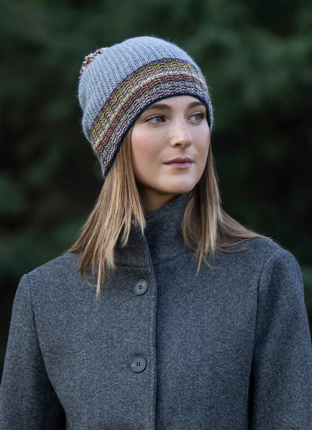 Blue Sky Fibers Classic Series Confetti Hat Strickanleitung Bommel