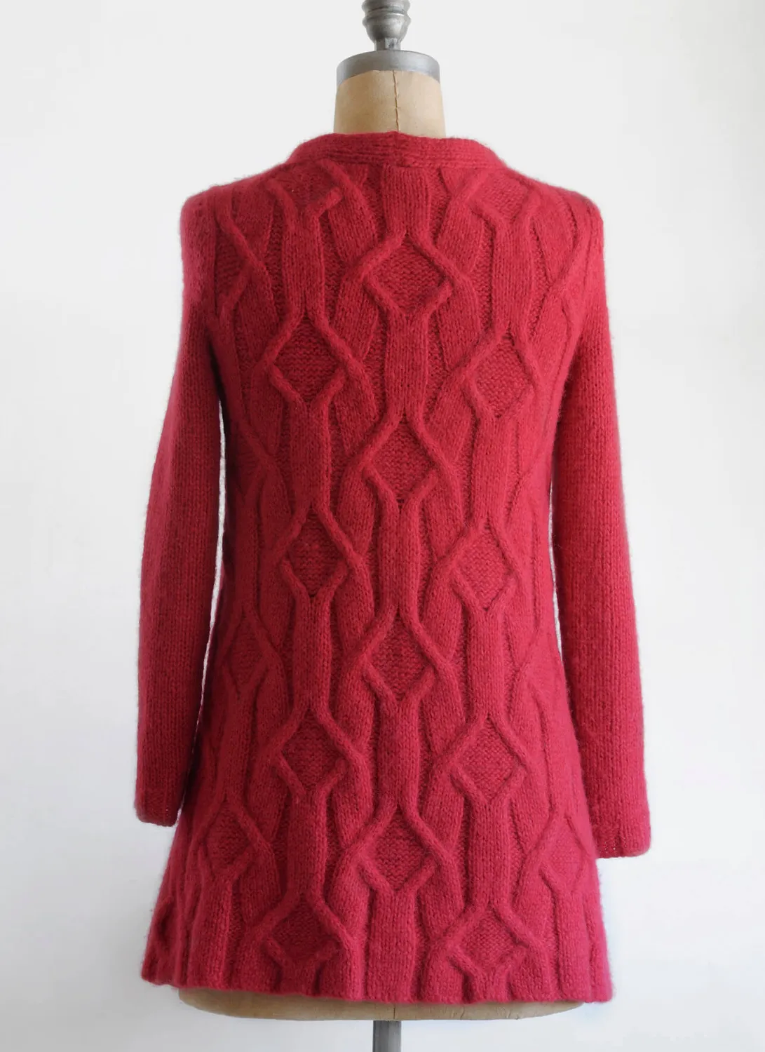 Blue Sky Fibers Classic Series Jazzy Cardigan Strickanleitung Zopf