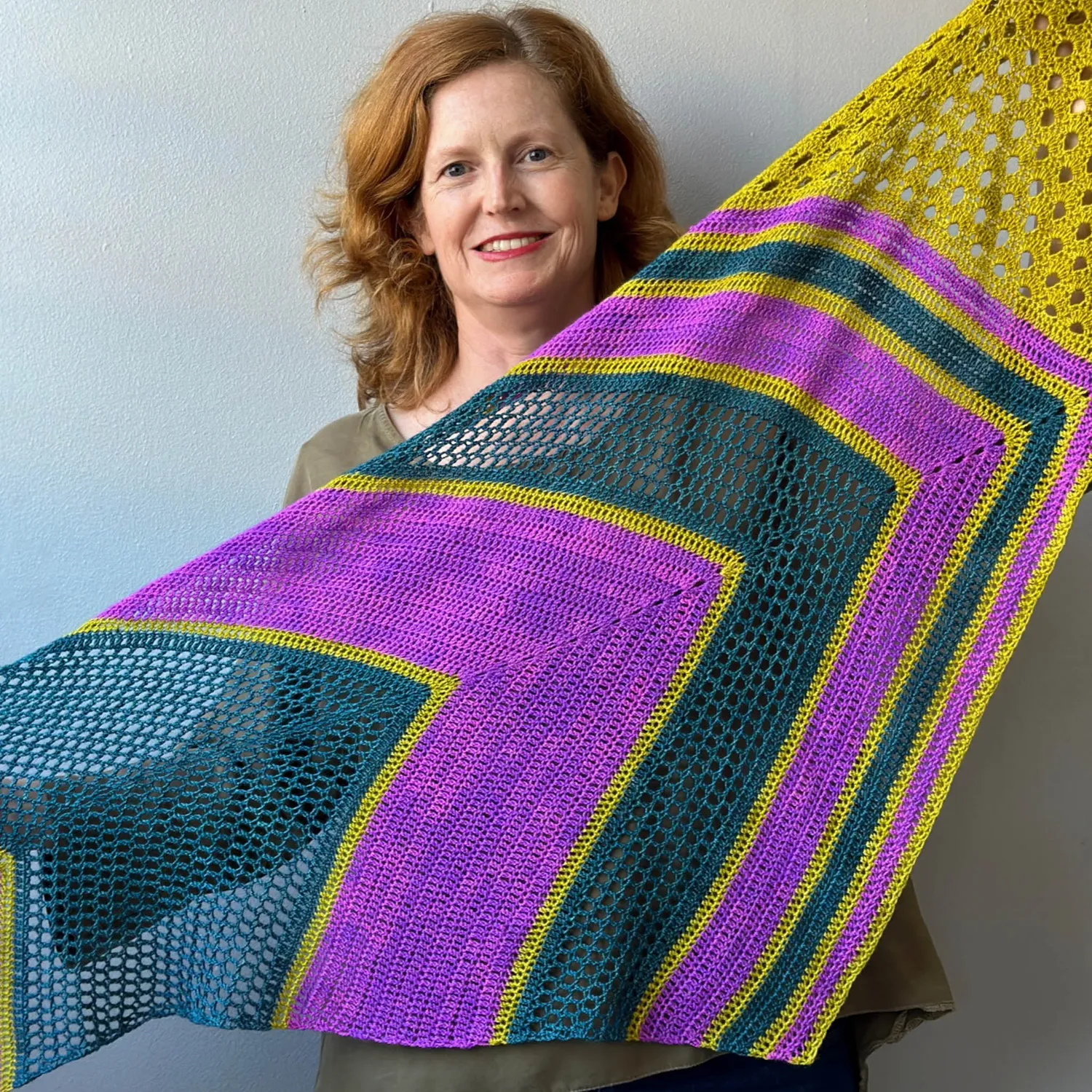Cowgirlblues Fuchsia Fichu Shawl Bundle Häkelset 300g