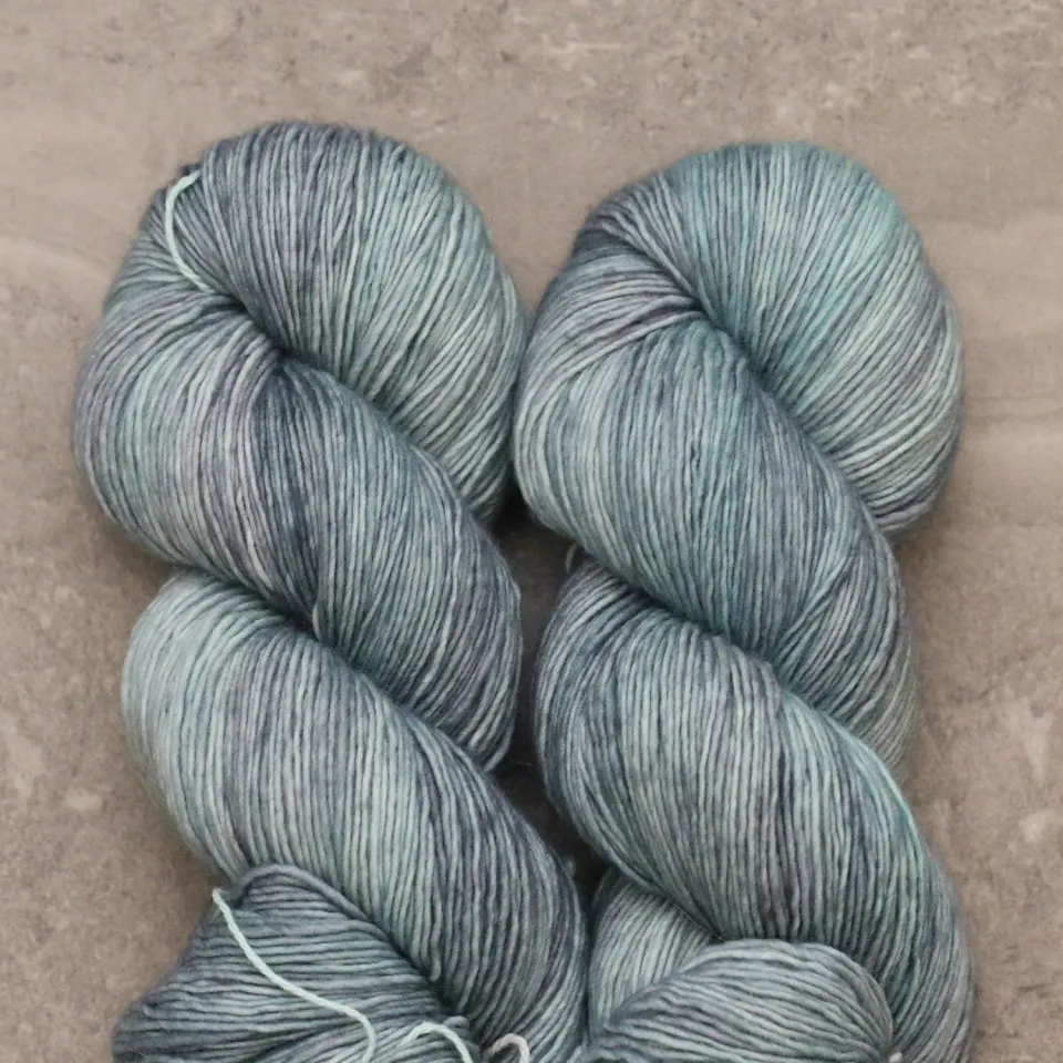 Madelinetosh Twist Light Big Sky Fingeringwolle 384 m