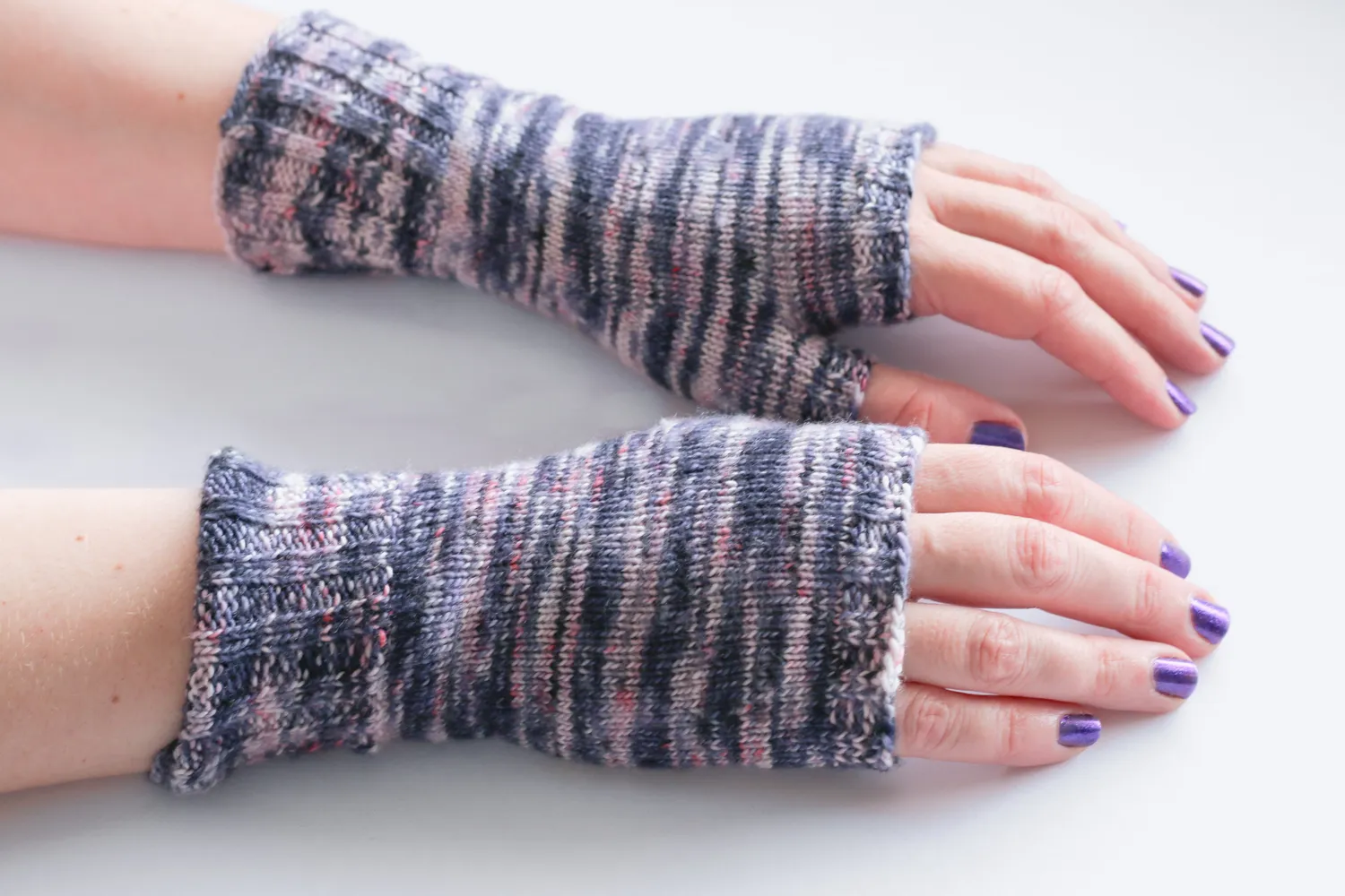 Madelinetosh Showtime Mitts PDF Strickanleitung Stulpen