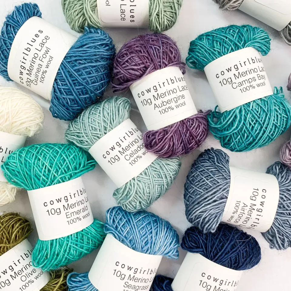 Cowgirlblues Merino Lace Mini Knäuel Handgefärbt