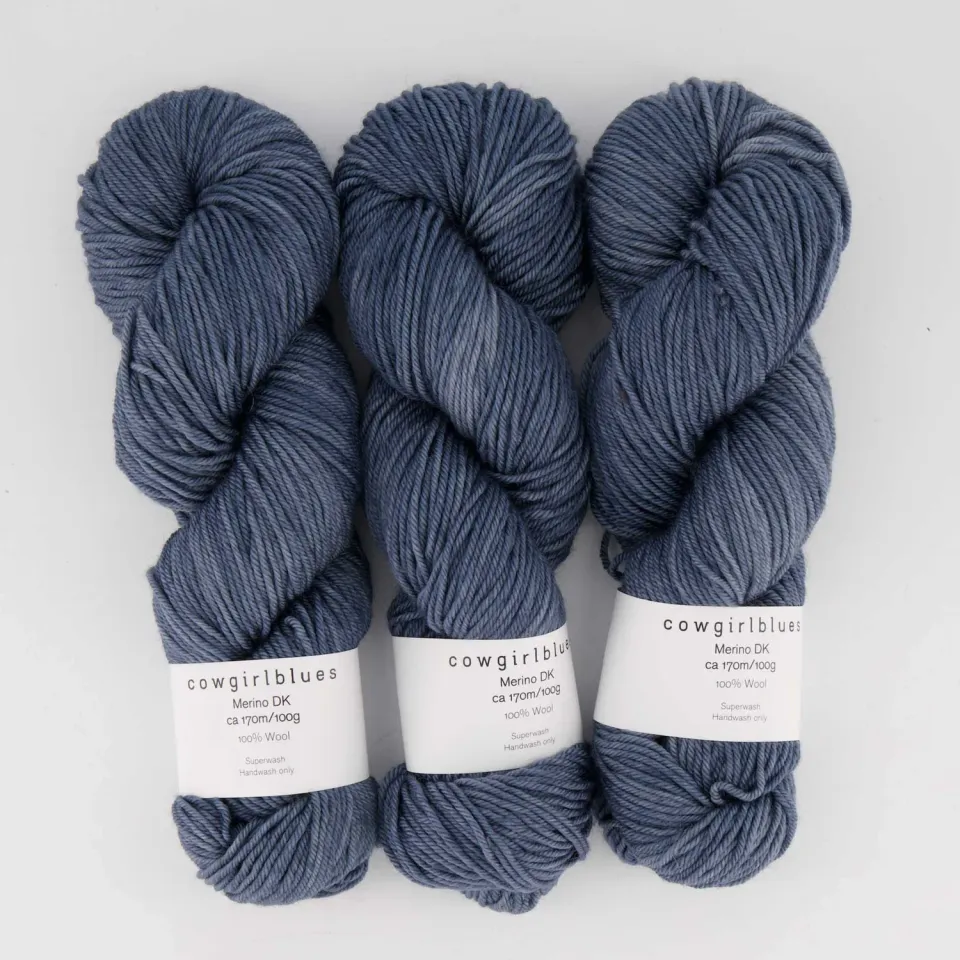 Cowgirlblues Merino DK Airforce Wolle handgefärbt