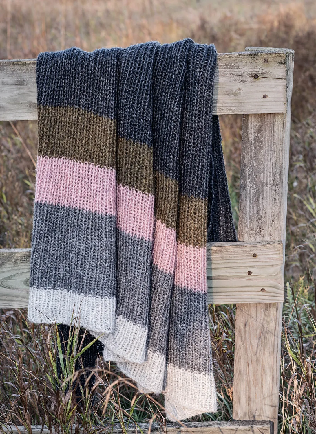 Blue Sky Fibers Tamarack Blanket Scarf Schal Anleitung