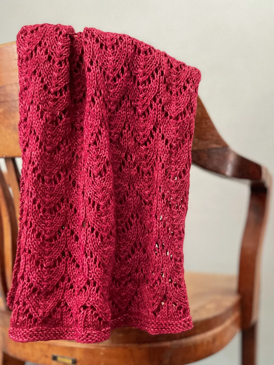 Madelinetosh Heirloom Blanket PDF Babydecke-Anleitung Lochmuster