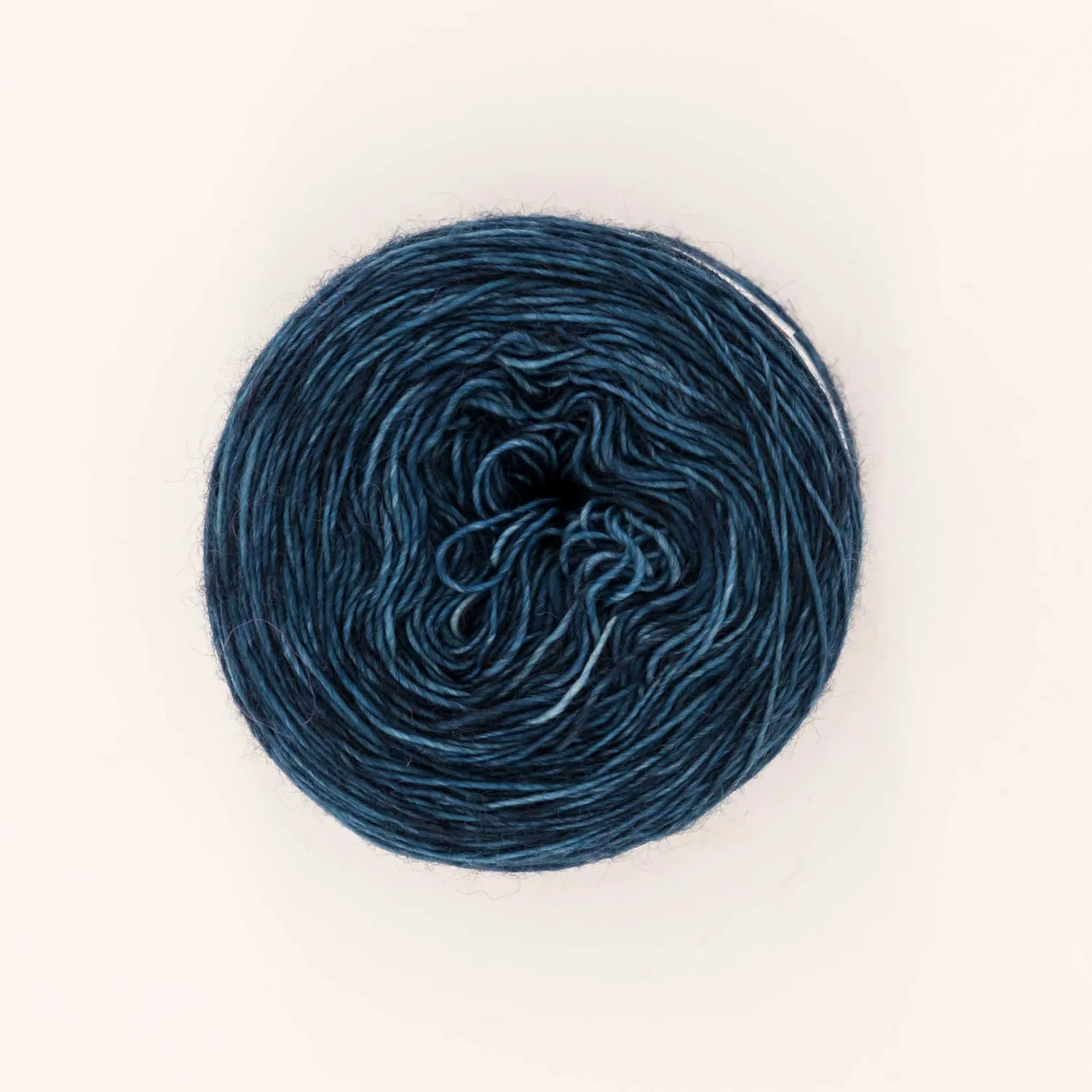 Cowgirlblues Merino Lace Cape Storm Lacegarn
