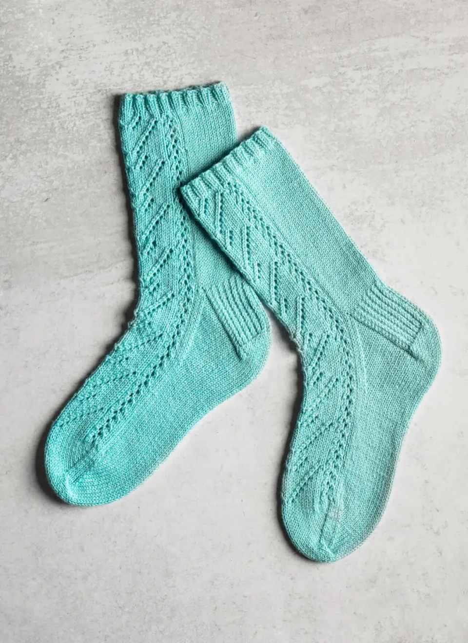 Blue Sky Fibers Classic Series Sunbury Socks Strickanleitung