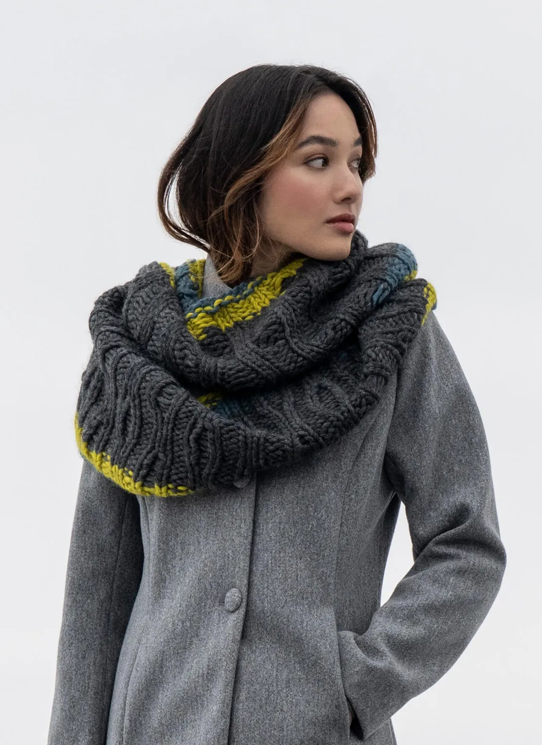 Blue Sky Fibers Classic Glacier Cowl 202540 Loop Schal