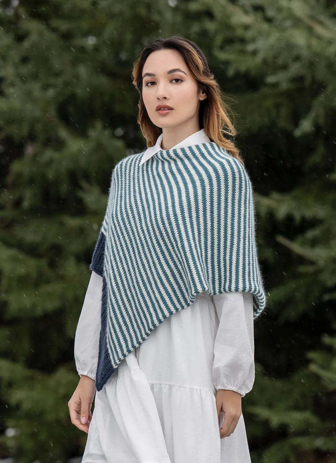 Blue Sky Fibers Bianca Wrap Strickkit Suri Merino 5 Stränge 3-farbig