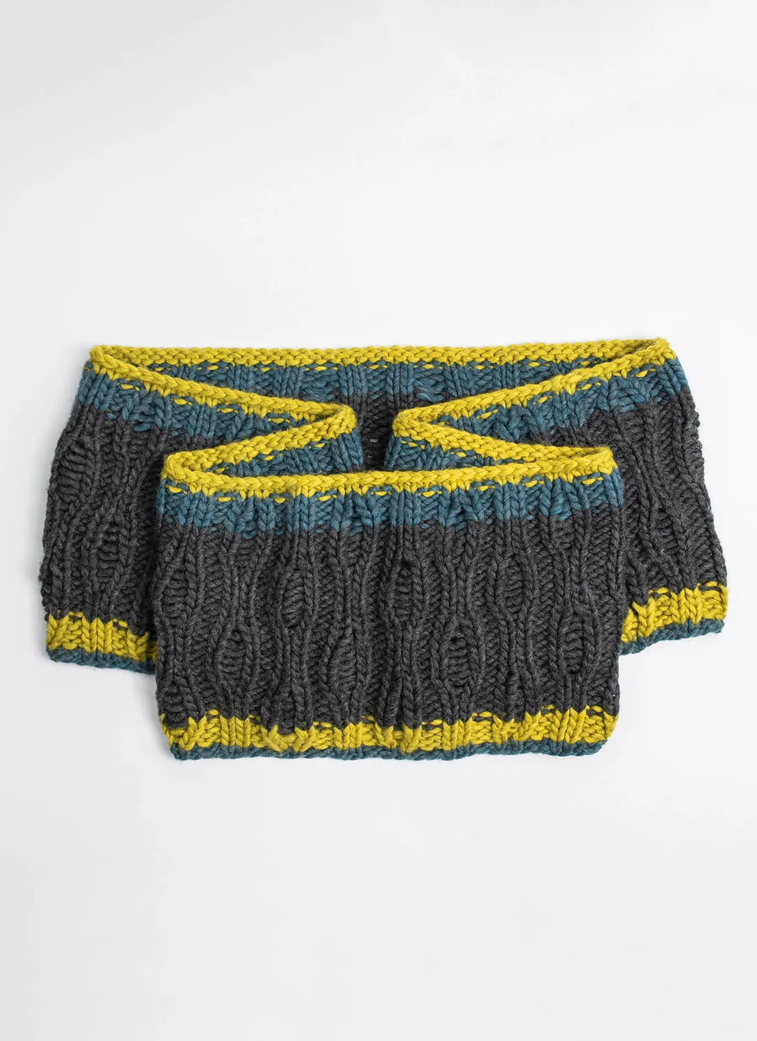 Blue Sky Fibers Classic Glacier Cowl 202540 Loop Schal